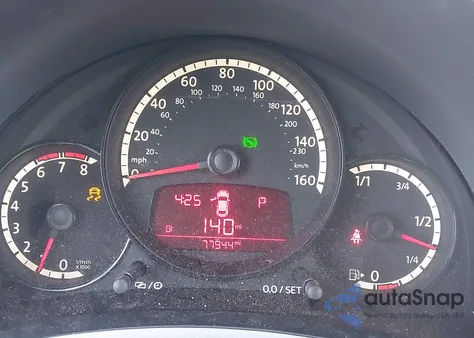 2013 Volkswagen Beetle 2.5L z USA, uszkodzony, nr VIN 3VW5P7AT9DM831631